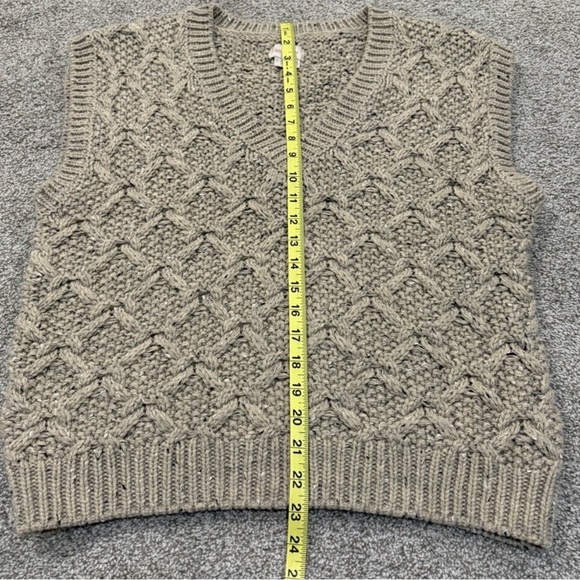 Brixton Lafayette Women's Oversized Wool Blend V-Neck Knit Sweater Vest - Beige - Picture 6 of 8